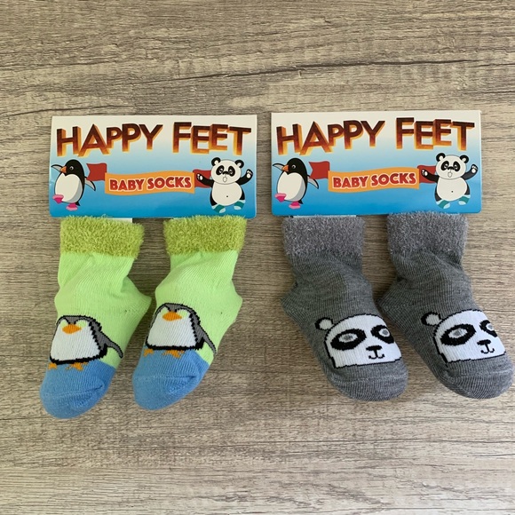 Penguin Baby Socks in Black /& GreenNew Baby 0-6 Months
